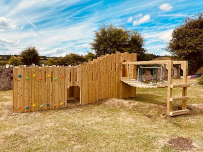 castle for Hemington primary school playground equipment install